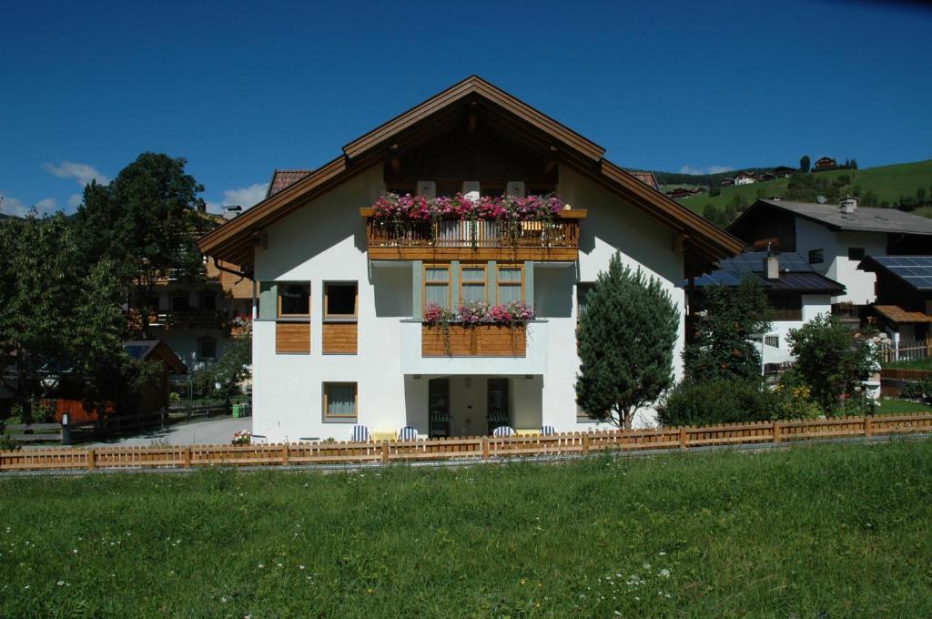 Apartments Primula San Vigilio Di Marebbe Esterno foto